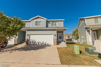 4221 51st St S, Fargo, ND 58104