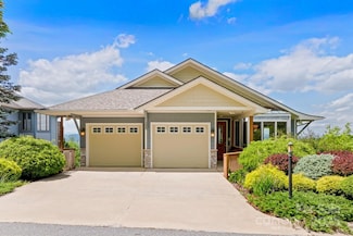 117 Distant View Dr, Asheville, NC 28803