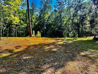 80 Forever Ivy Ln, Clinton, NY 12538