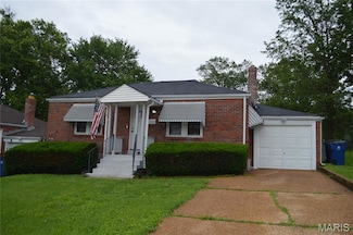 3520 Wismer Rd, Saint Ann, MO 63074