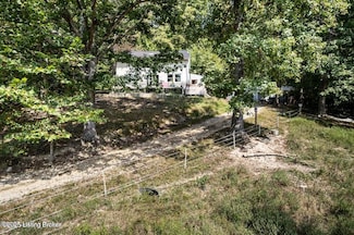 1720 Flats Rd E, New Haven, KY 40051