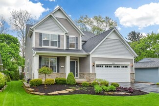 225 N Dorchester Ave, Wheaton, IL 60187