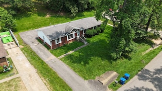 1273 Slayden Cir, Clarksville, TN 37040