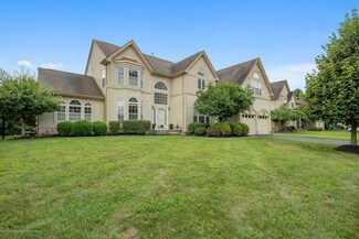 119 Charles St, Somerset, NJ 08873