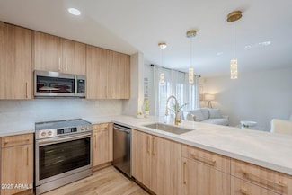 5201 N 24th St Unit 107, Phoenix, AZ 85016