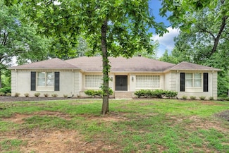 5265 N Spring Dr, Roanoke, VA 24019