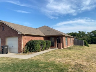 1700 Lady Rachael Ct, Fort Worth, TX 76134