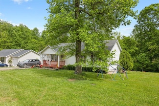 4138 Mitchell Weaver Rd, Scottsville, KY 42164