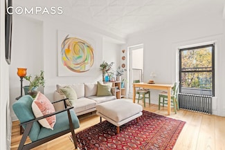 12 3rd St Unit 2, Brooklyn, NY 11231