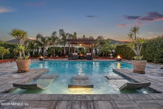 43 Pine Manor Dr, Jacksonville, FL 32256