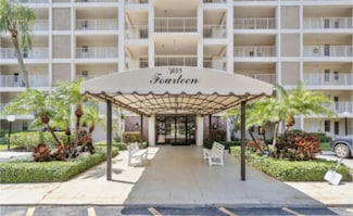 2651 S Course Dr Unit 208, Pompano Beach, FL 33069