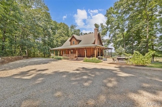 2276 Old Fredericktown Rd, Farmington, MO 63640