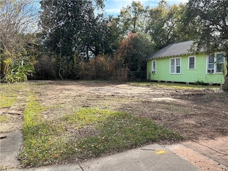 2411 Myrtle St, Alexandria, LA 71301