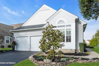 14 Isabella Dr, Manchester, NJ 08759