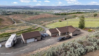 3501 S 40th Ave, Yakima, WA 98903