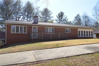 6489 Nc 268, Dobson, NC 27017