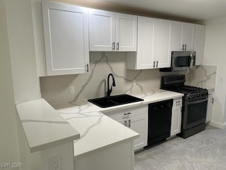 7986 Lisa Dawn Ave, Las Vegas, NV 89147
