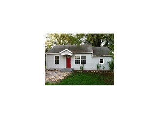 105 W Walnut St, Freeman, MO 64746