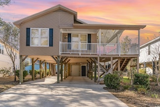 813 Starboard Ct, Murrells Inlet, SC 29576