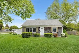 253 Gifford St, Falmouth, MA 02540