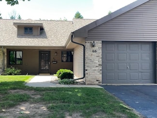 65 Spencer Village Ct Unit 14, Appleton, WI 54914