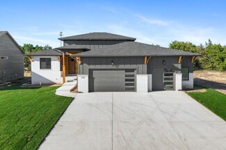 6712 W Palmetto St, Wichita, KS 67205