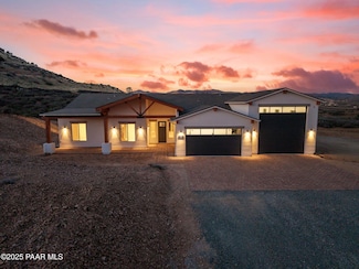 15900 Lone Fox Trail, Dewey, AZ 86327