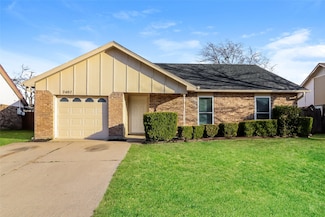 2407 Rock Haven St, Arlington, TX 76018