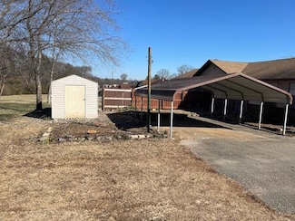 1963 Sandra St, Bowling Green, KY 42101
