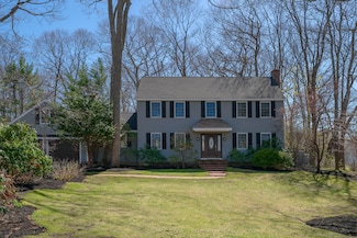 3 Wavecrest Cir, York, ME 03909