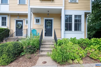 115 Melbourne Park Unit D, Charlottesville, VA 22901