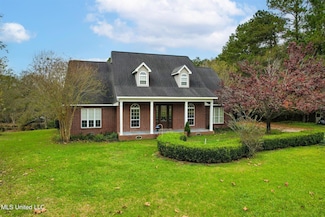 155 Burgetown Rd, Carriere, MS 39426