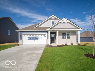 5844 Sleighbell Dr, Greenwood, IN 46143