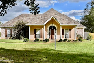 305 Wildwood Blvd, Jackson, MS 39212