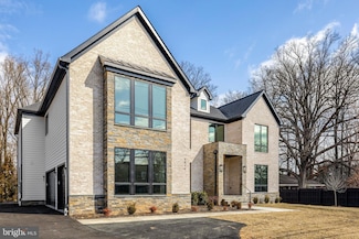 7916 Lewinsville Rd, McLean, VA 22102
