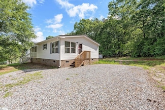 146 Leroy Dr, Liberty, SC 29657