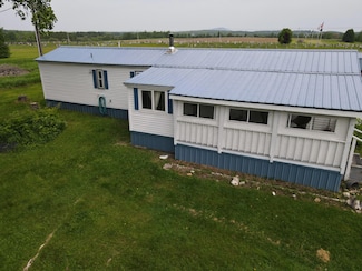 17 Park St, Patten, ME 04765