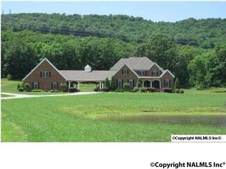 1327 Dug Hill Rd, Brownsboro, AL 35741