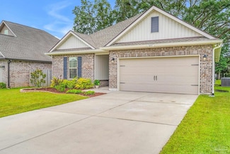 3207 Keegun Loop, Bellview, FL 32526