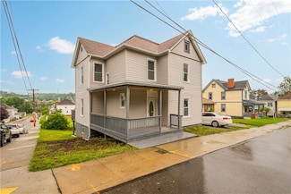 122 Elm St, Canonsburg, PA 15317