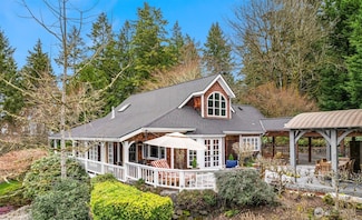 5210 McDonald Ave NE, Bainbridge Island, WA 98110