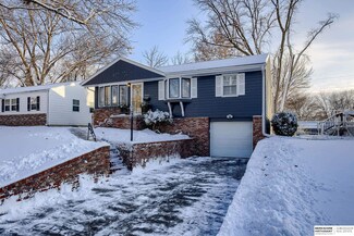 8009 Barbara St, Omaha, NE 68124