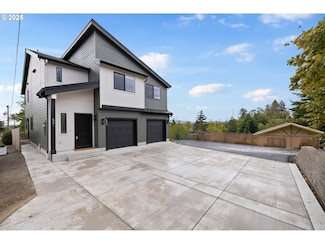 541 NW 8th Ave, Camas, WA 98607