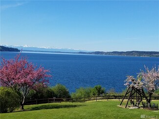 1614 Commercial St, Steilacoom, WA 98388