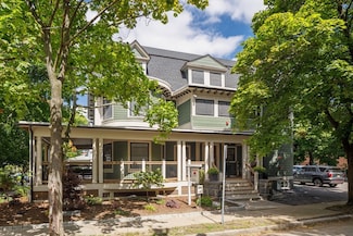44 Winslow Rd, Brookline, MA 02446