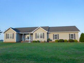 9928 S Joy Ln, Haubstadt, IN 47639
