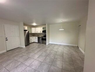 4680 NW 102nd Ave Unit 10220, Doral, FL 33178