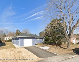 162 Guadeloupe Dr, Toms River, NJ 08757