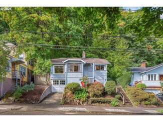 6407 S Corbett Ave, Portland, OR 97239