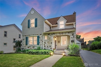 128 Dell Park Ave, Dayton, OH 45419